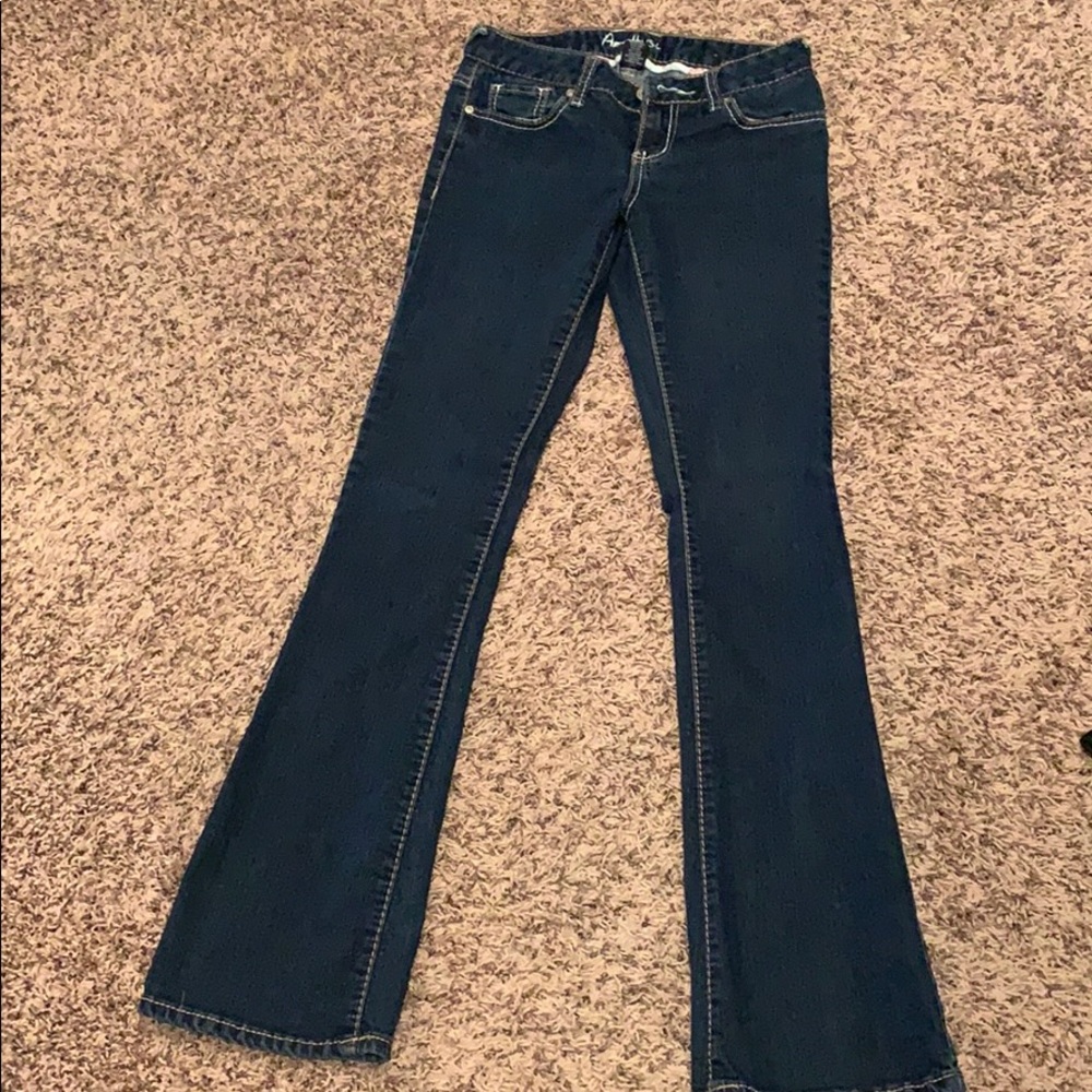 Boot cut jeans size US 3 fits US 4